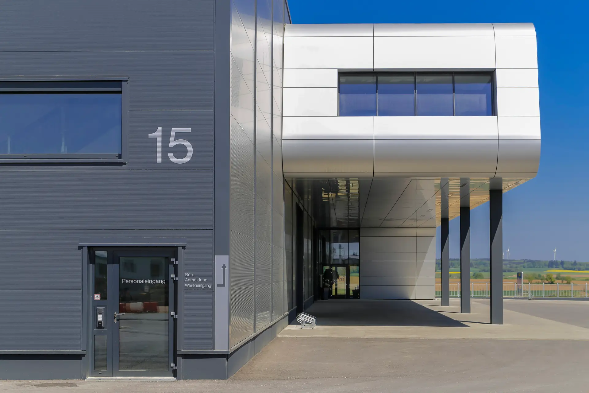 Werk Braitinger GmbH — Salbergweg 15 · 89188 Merklingen · Eingang